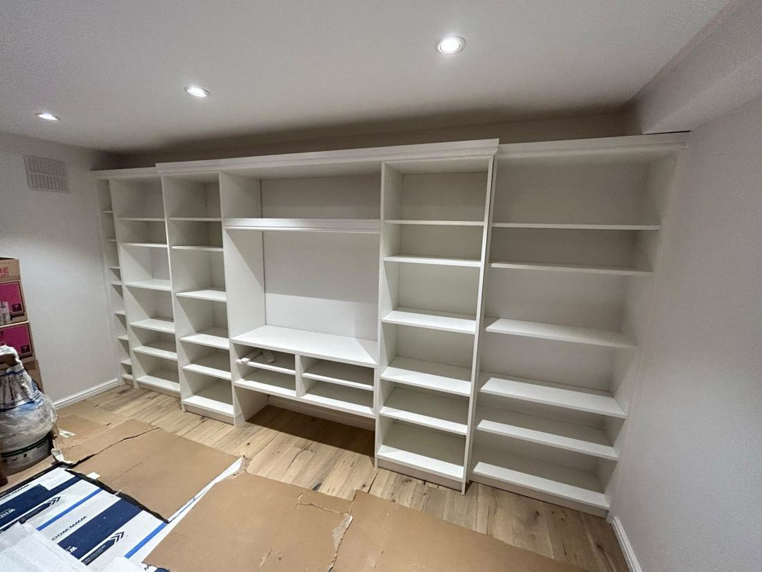Fitted shelving and wardrobe unit